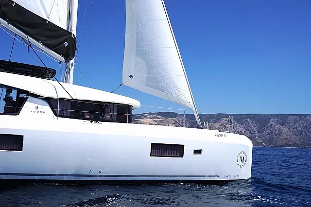 Lagoon 42 (Amfitrite)  - 9