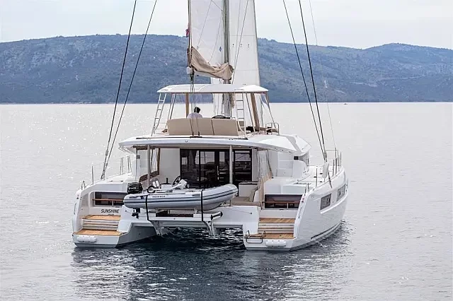 Lagoon 50 (Sunshine)  - 18