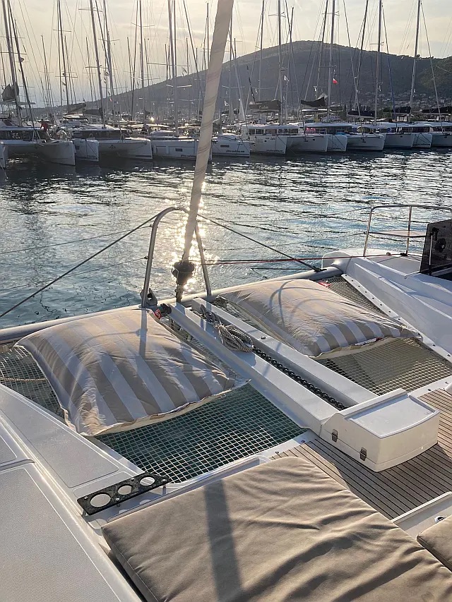 Photo #15 - Lagoon 50 (Sunshine) in Trogir - 62195