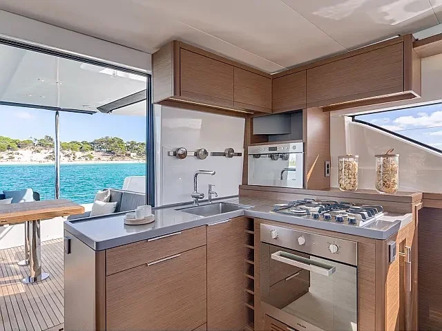 Lagoon 50 (Sunshine)  - 15