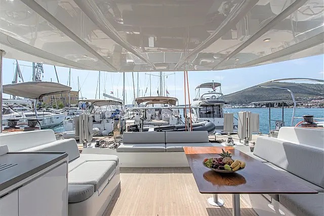 Photo #14 - Excess 15 (Issa) in Trogir - 62197