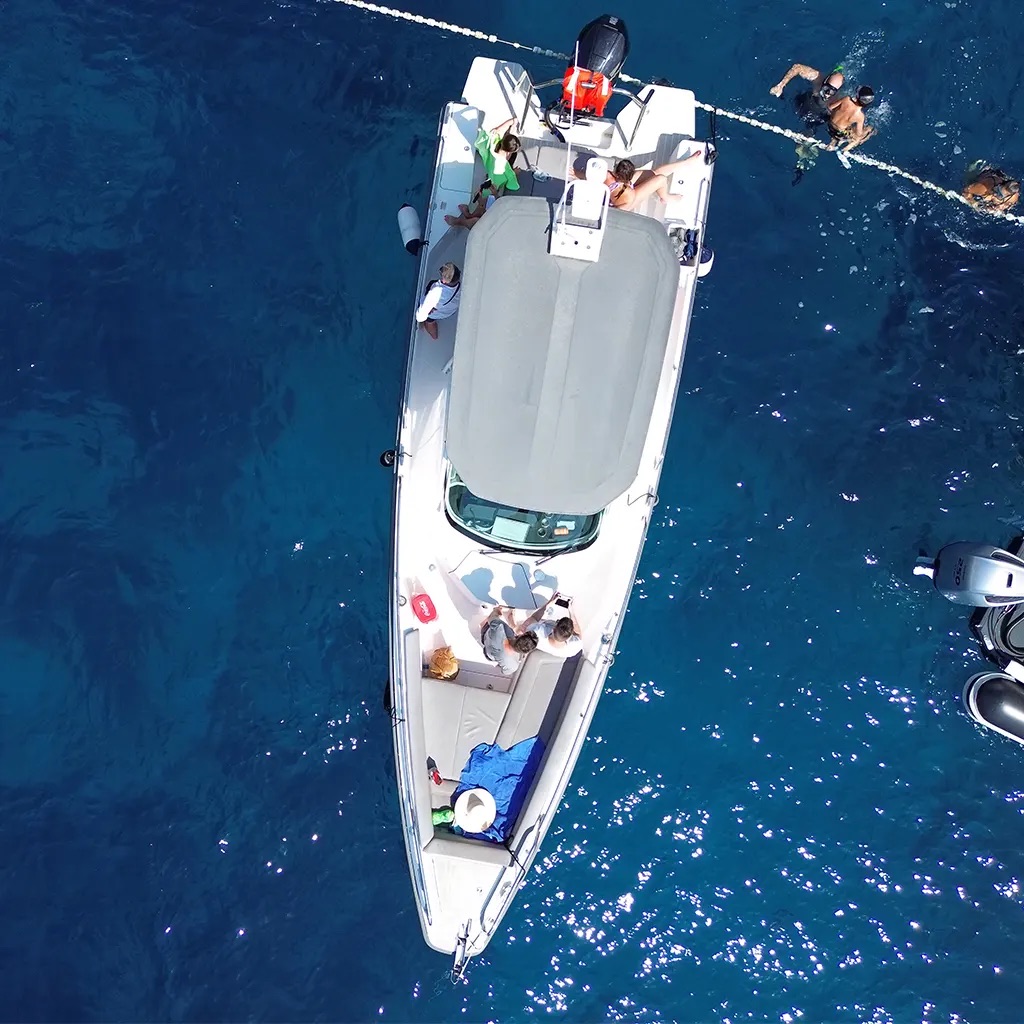 Photo #7 - Axopar 28 T-Top (Axopar) in Trogir - 62140