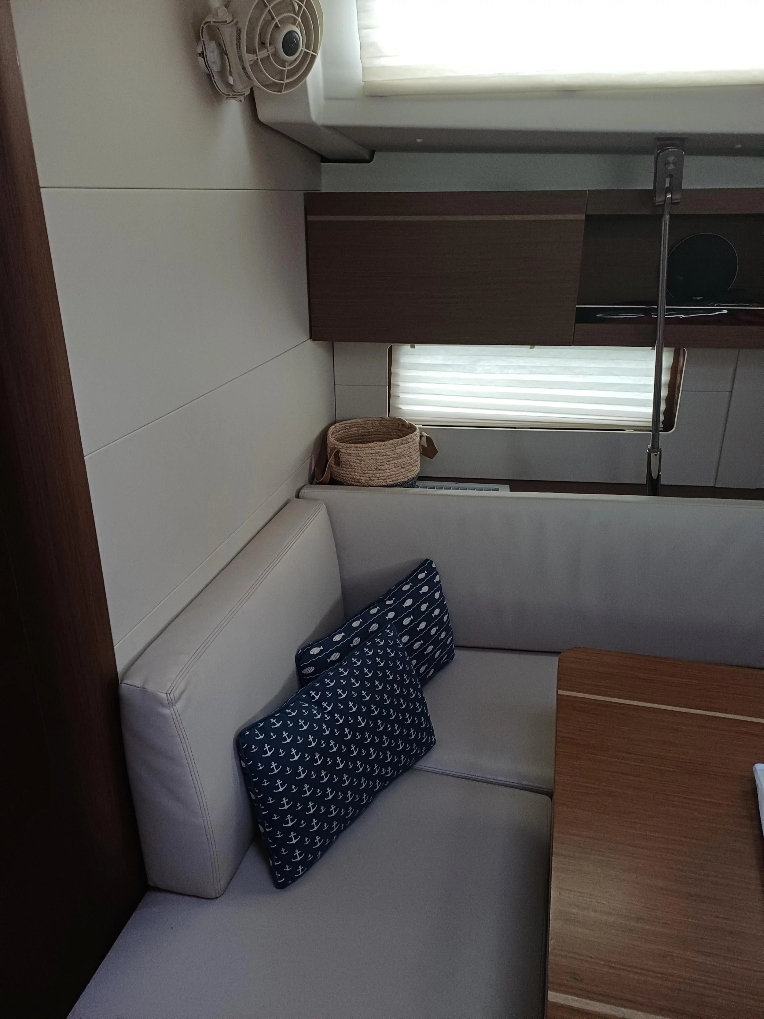 Oceanis 46.1 (ILIA)  - 4