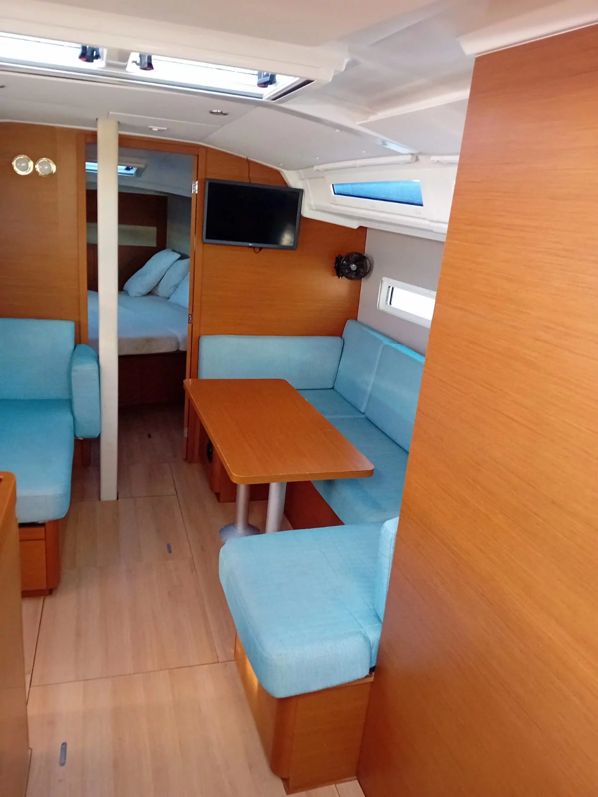 Sun Odyssey 410 (Iliada)  - 8