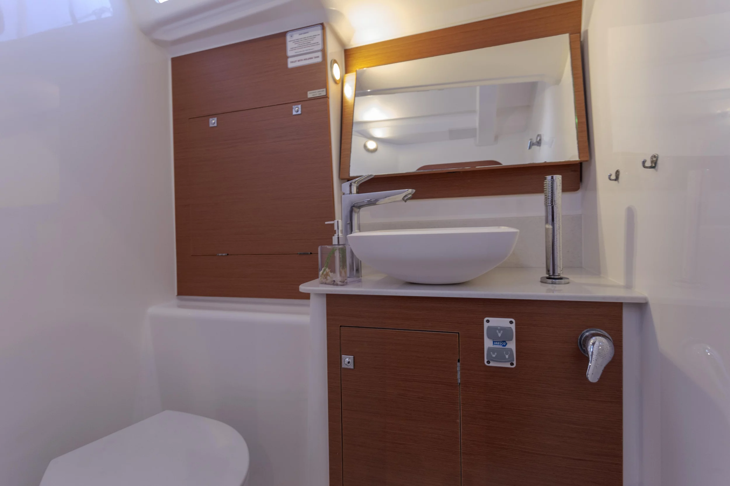 Dufour 460 Grand Large (Wilma)  - 13