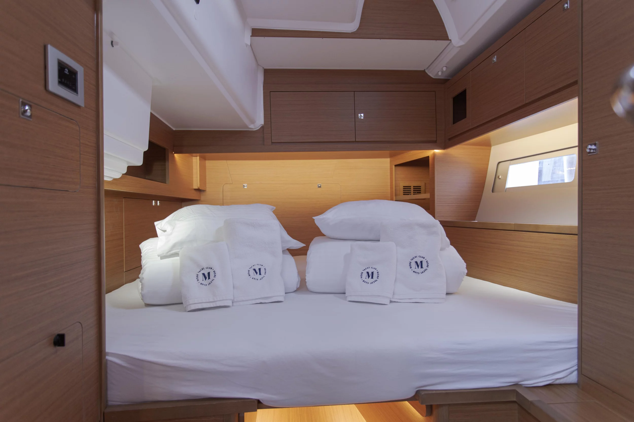 Dufour 530 (Astrid)  - 10