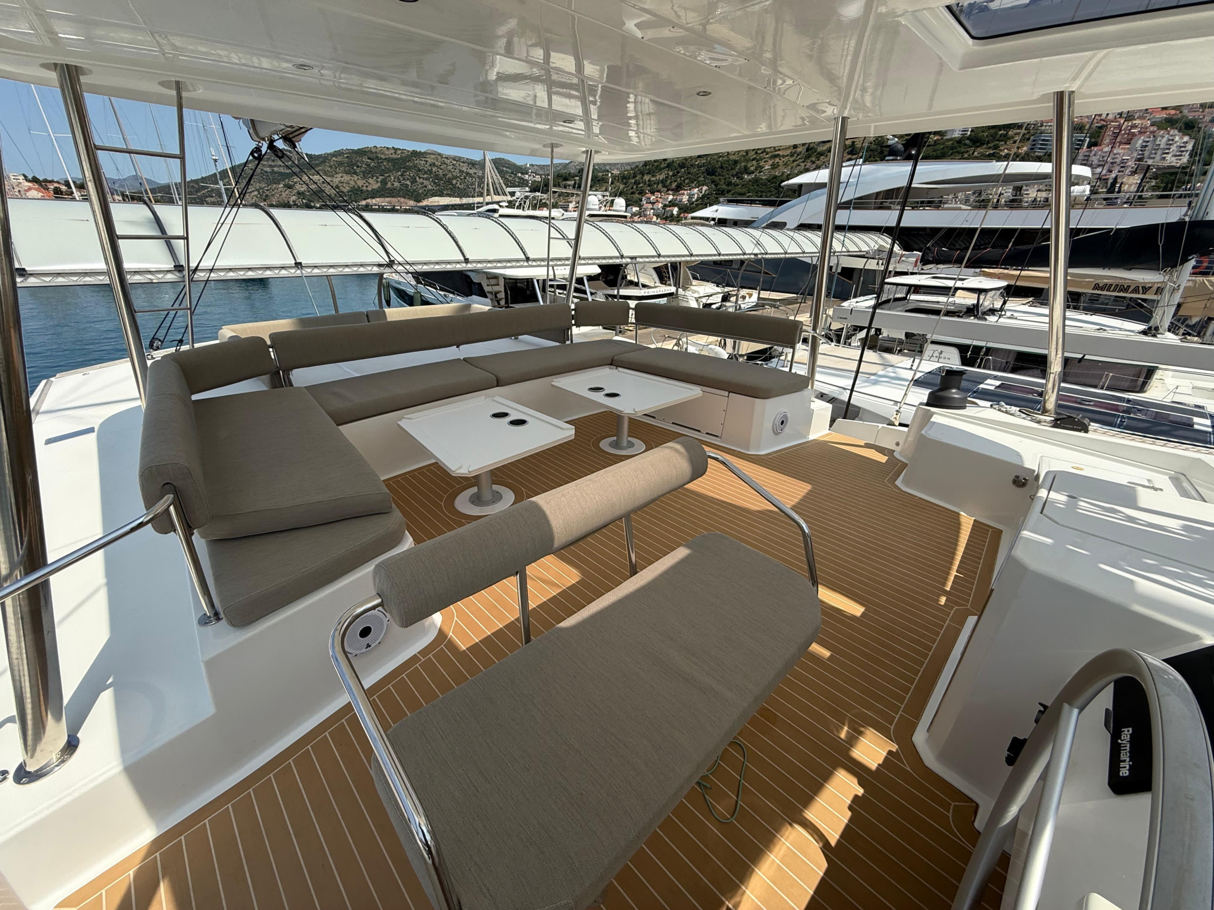 Photo #3 - Bali 5.4 (North Star) en Dubrovnik - 61351