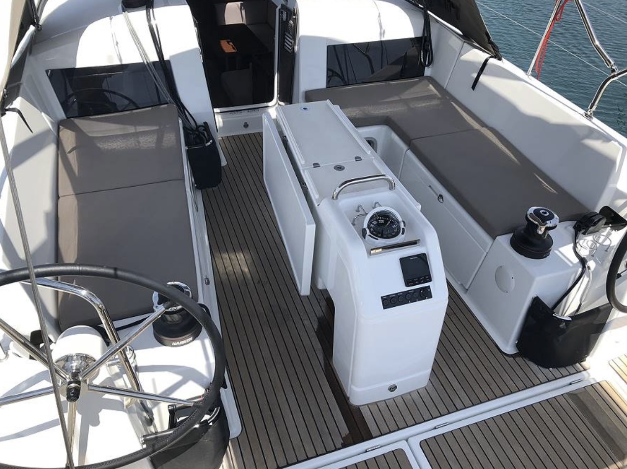 Photo #9 - Sun Odyssey 440 (Tikal 3) in Lefkada - 63288