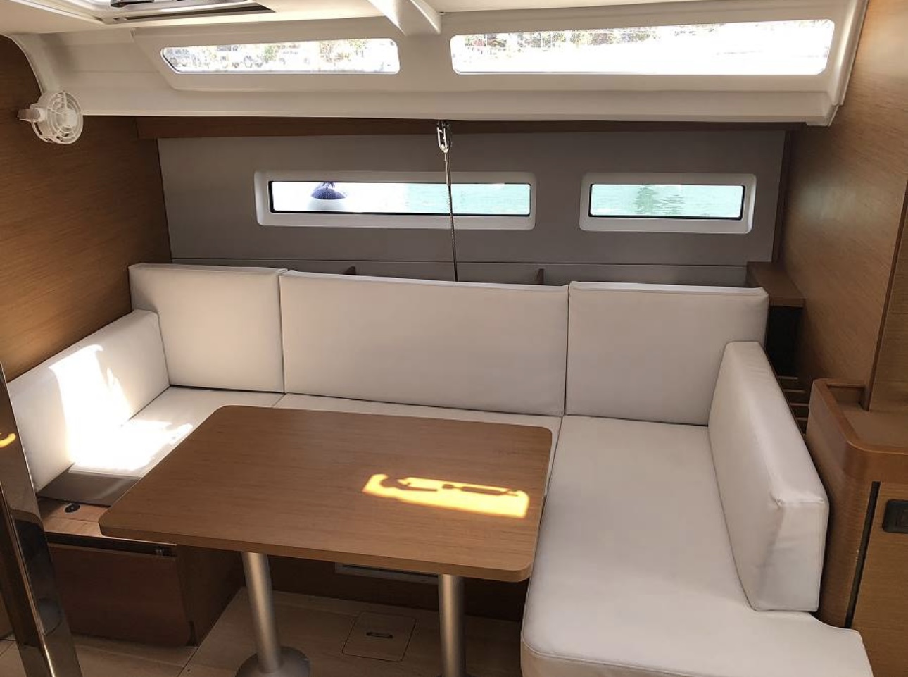 Photo #11 - Sun Odyssey 440 (Tikal 3) in Lefkada - 63288