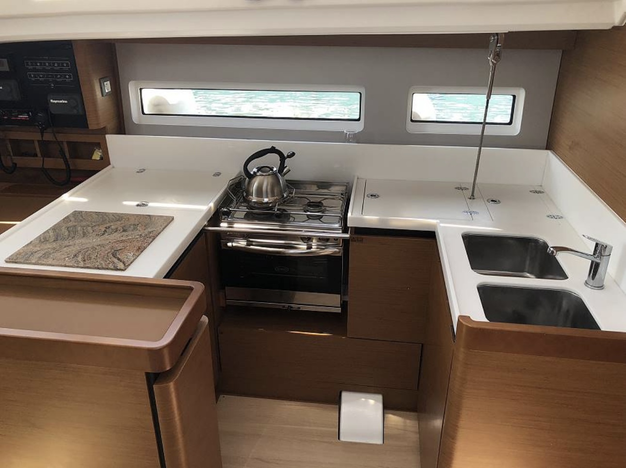Photo #7 - Sun Odyssey 440 (Tikal 3) in Lefkada - 63288