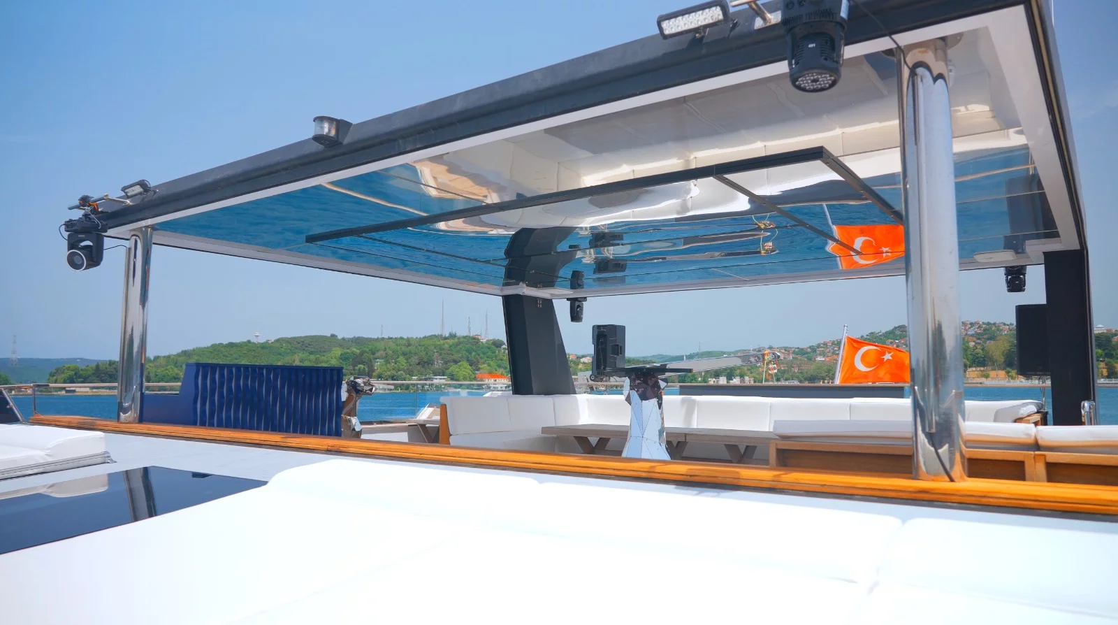 Luxury Catamaran (BRISE)  - 20