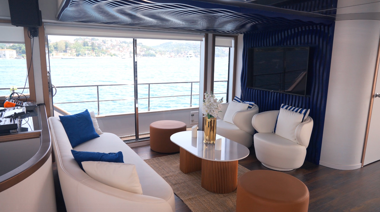 Photo #25 - Luxury Catamaran (BRISE) in Torba - 61955