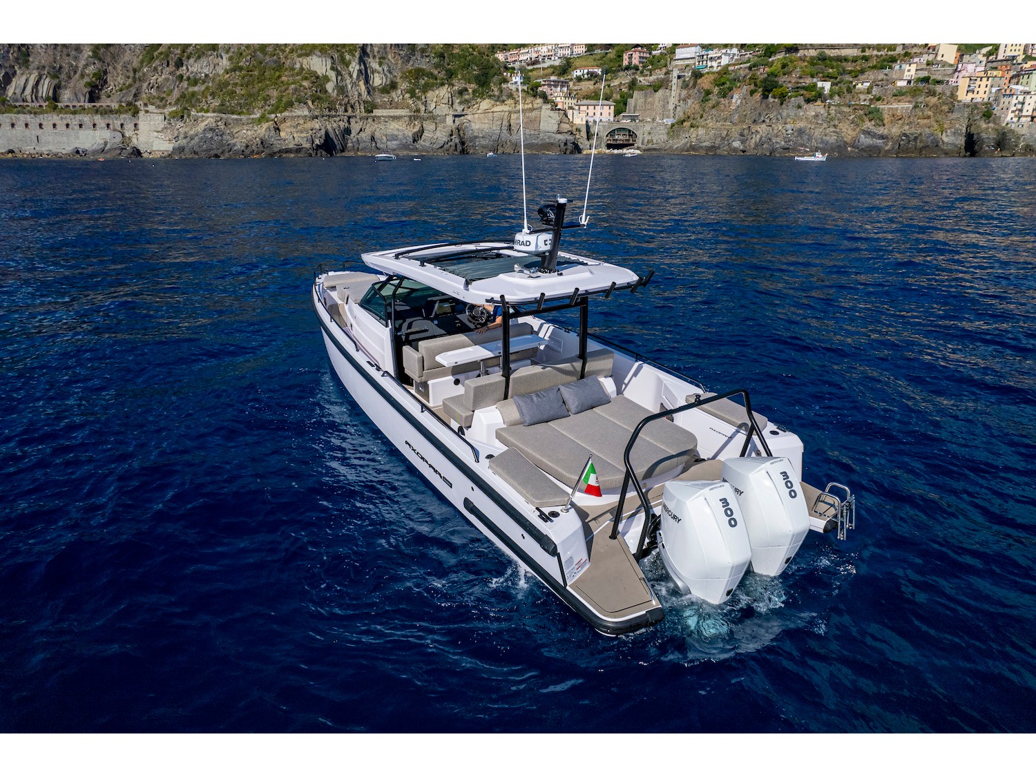 Photo #3 - Axopar 37 XC (Enigma) en Paros - 61689