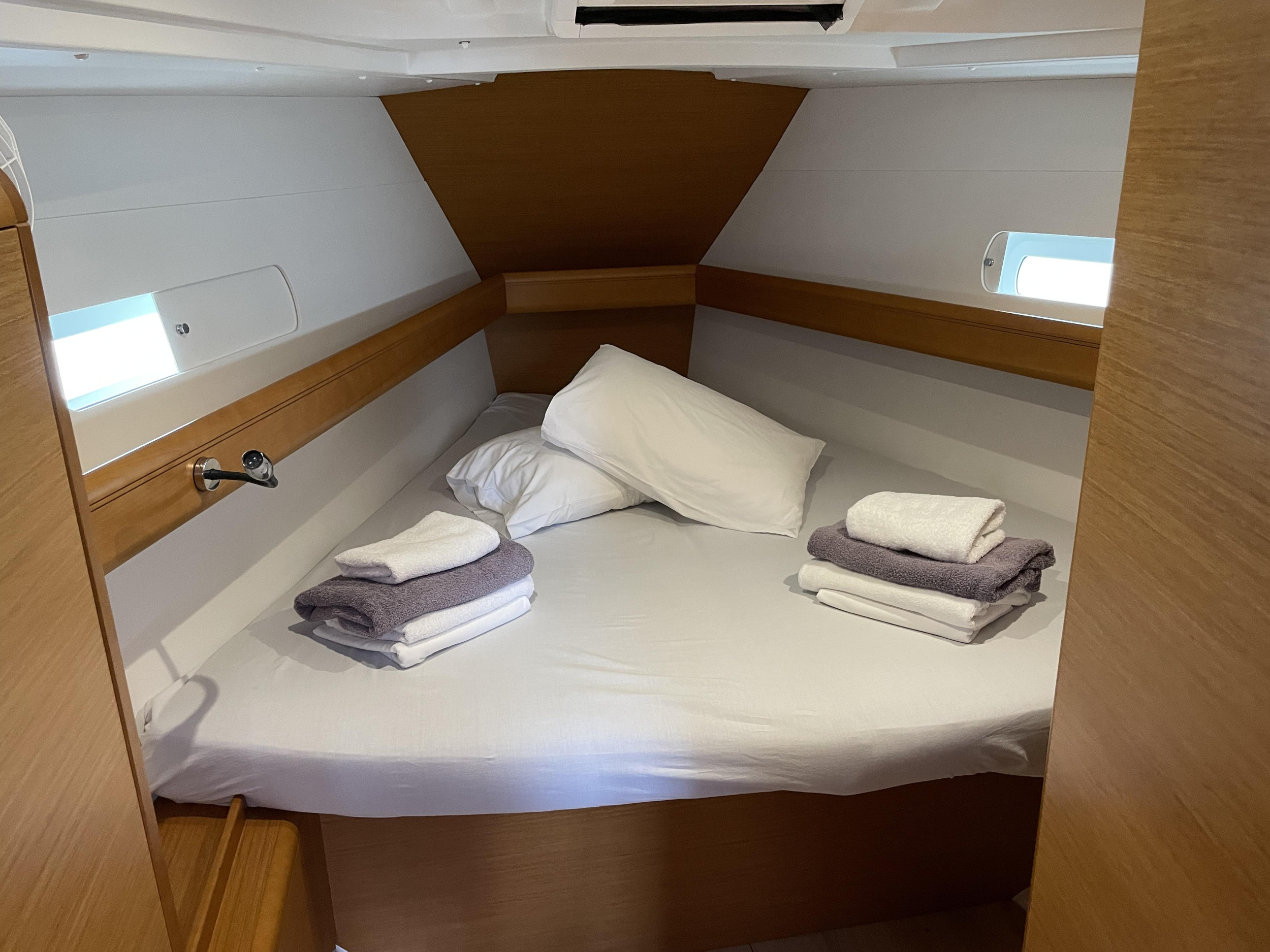 Photo #11 - Sun Odyssey 419 (Pelagia) in Volos - 5254