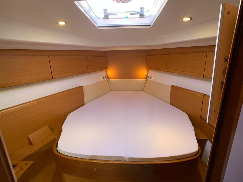 Photo #12 - Sun Odyssey 45DS (Aurora) in Volos - 24102