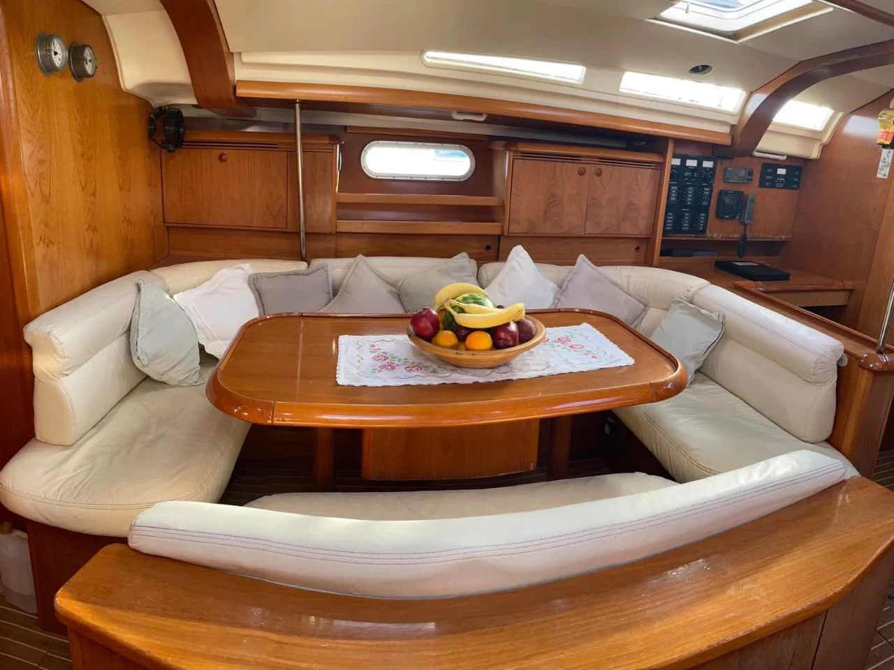 Sun Odyssey 49 (Azul) Interior image - 11