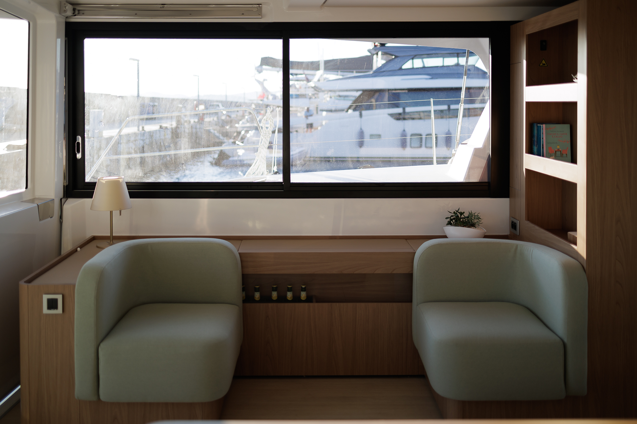 Photo #6 - Bali 5.8 (New Horizons 4) en Athènes - 62039