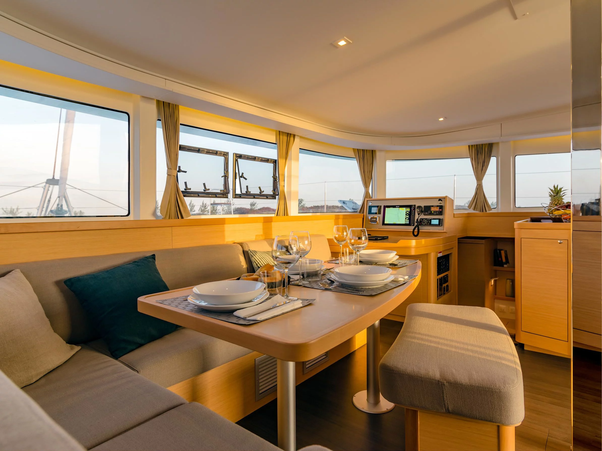 Lagoon 42 (Pronto Angel) Interior image - 5