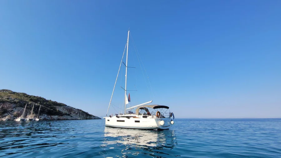 Sun Odyssey 440 (Loleta)  - 13