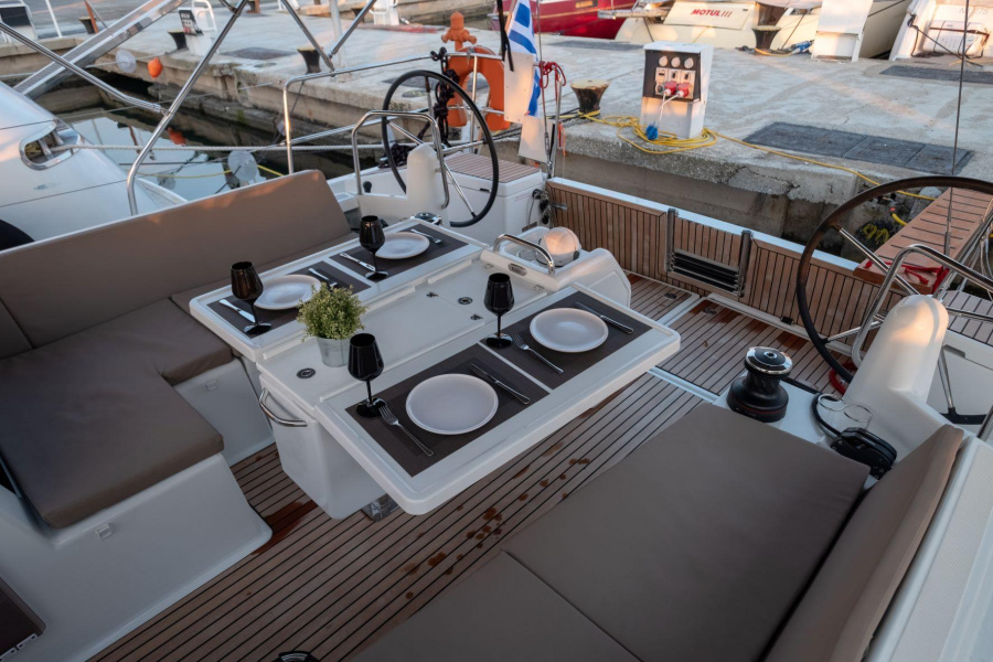 Photo #8 - Sun Odyssey 440 (Loleta) in Lefkada - 16123
