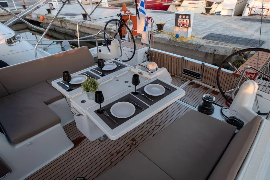 Sun Odyssey 440 (Loleta)  - 7