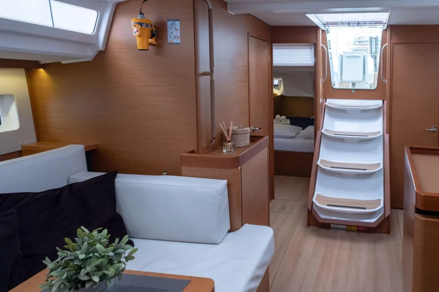 Sun Odyssey 440 (Loleta)  - 1