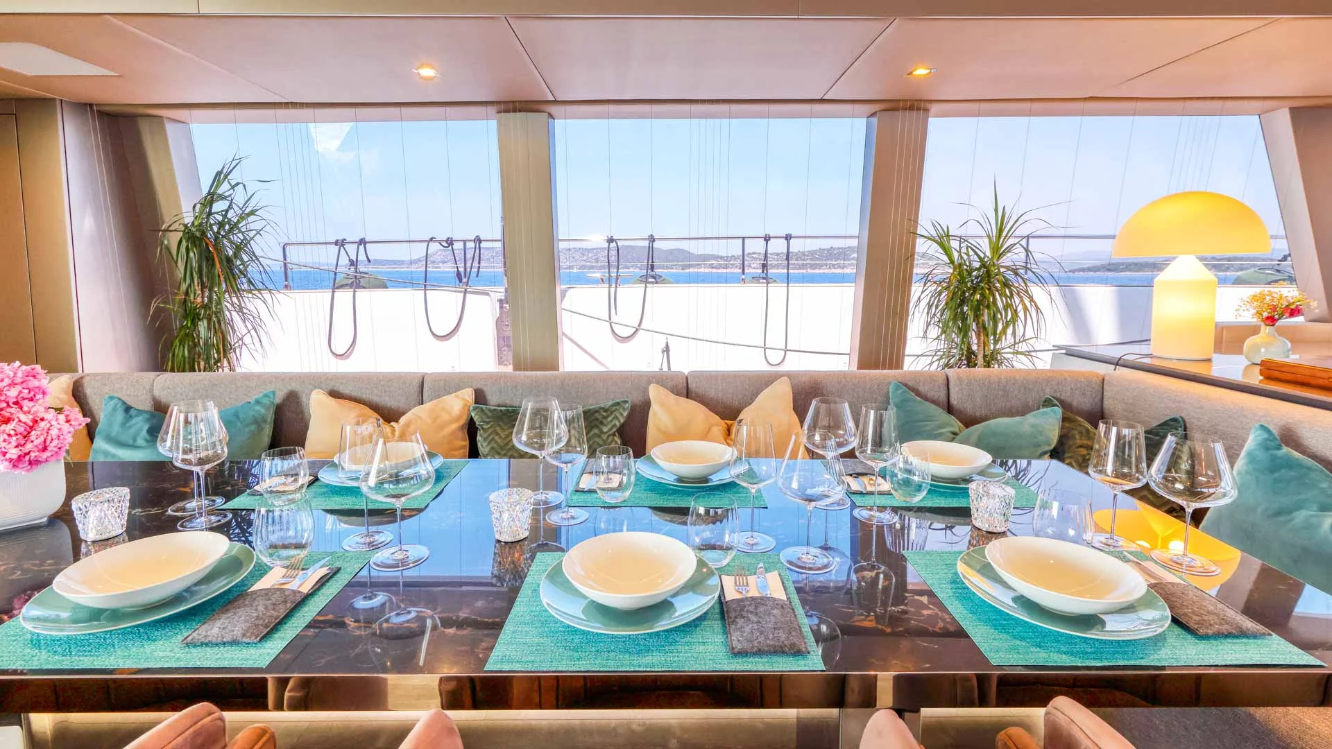 Sunreef 80 (Honeybird)  - 24