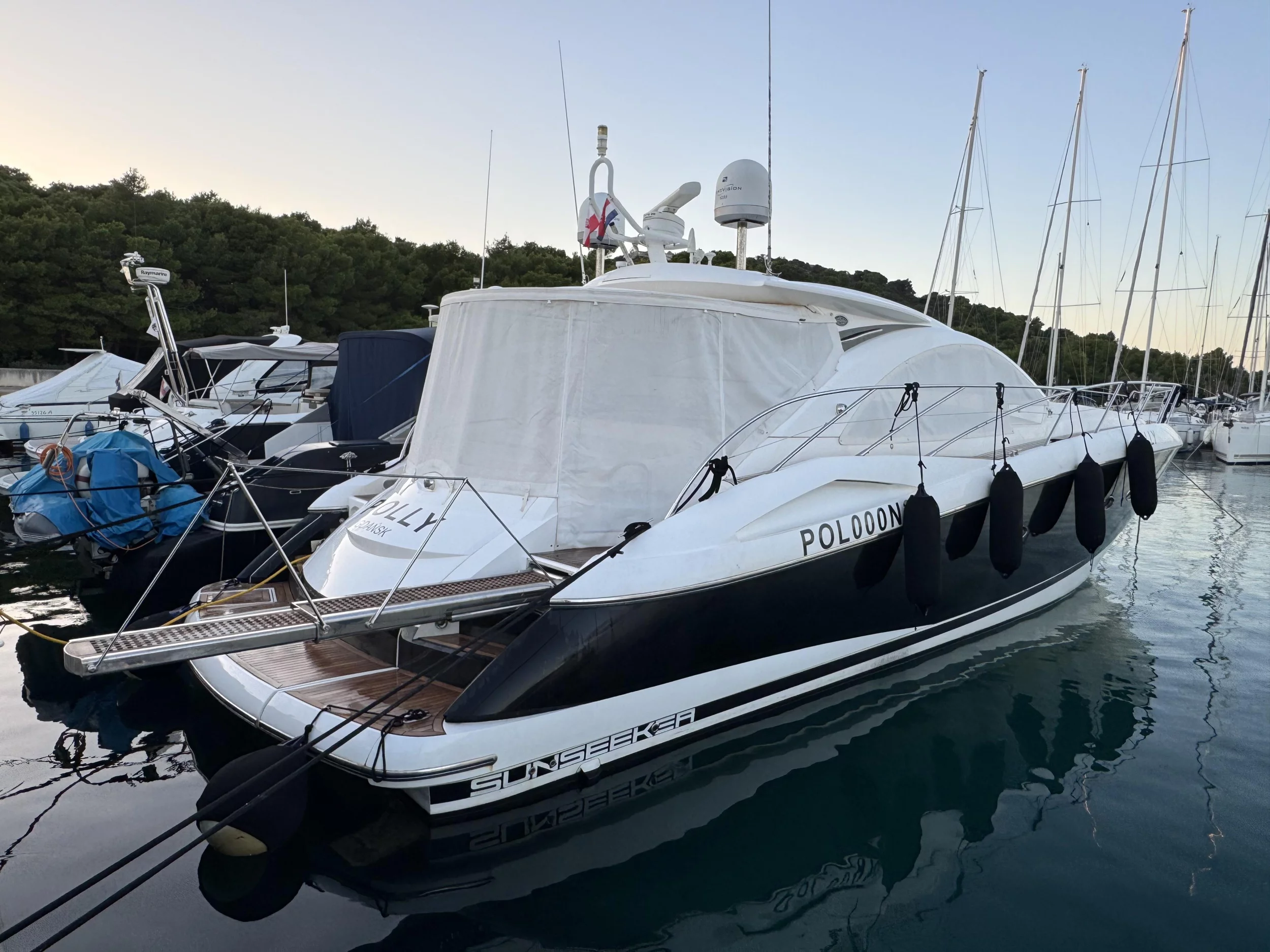 Sunseeker Portofino 53 (Polly)  - 2