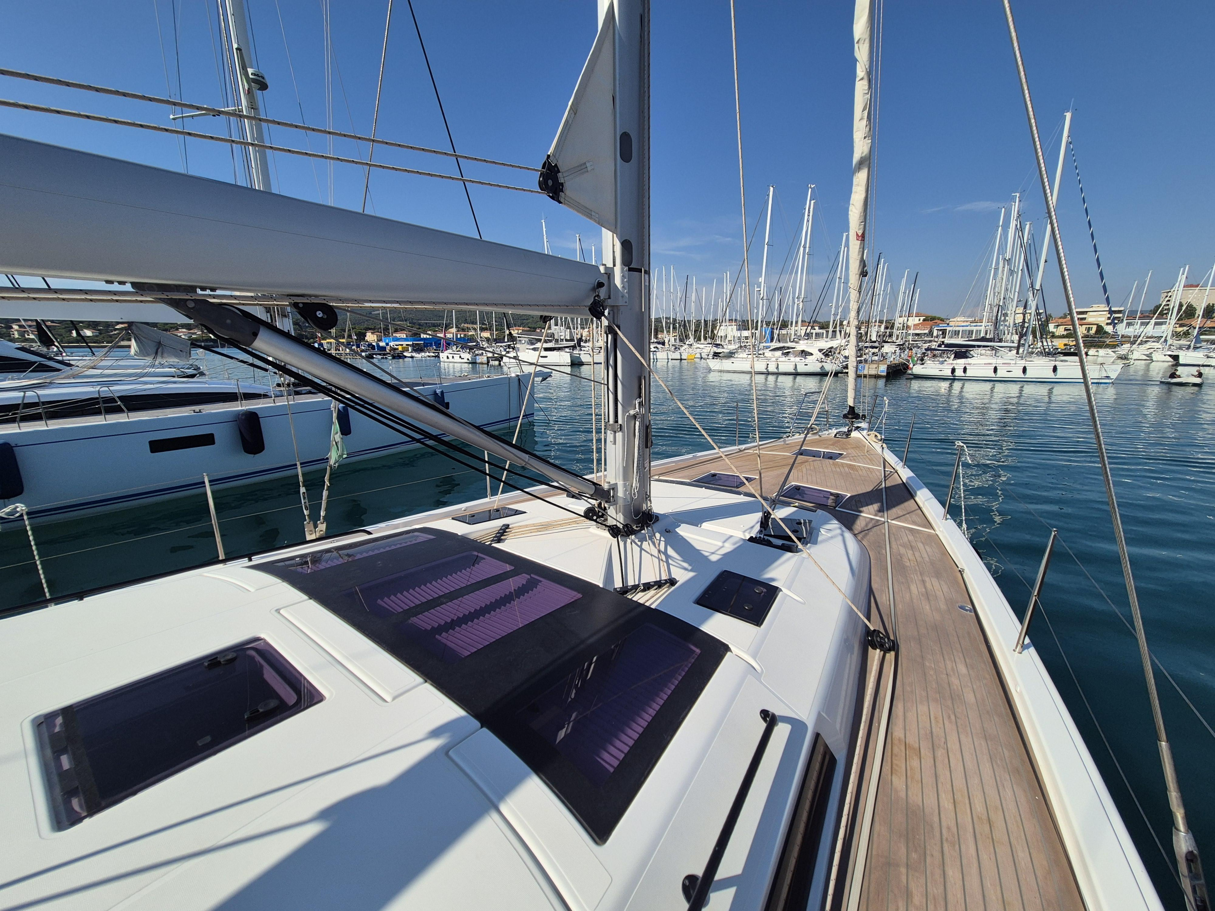Photo #9 - Dufour 530 (Sangi) in Castiglioncello - 63237