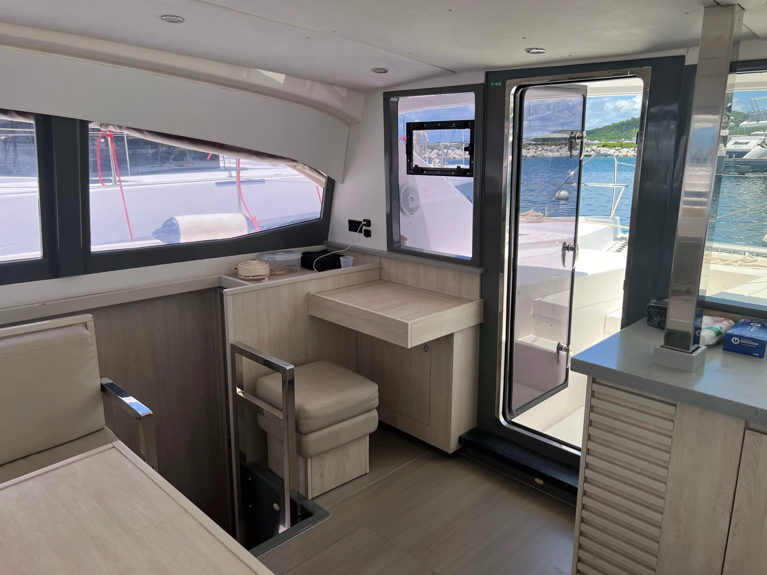 Leopard 40 (La Donna) Interior image - 8