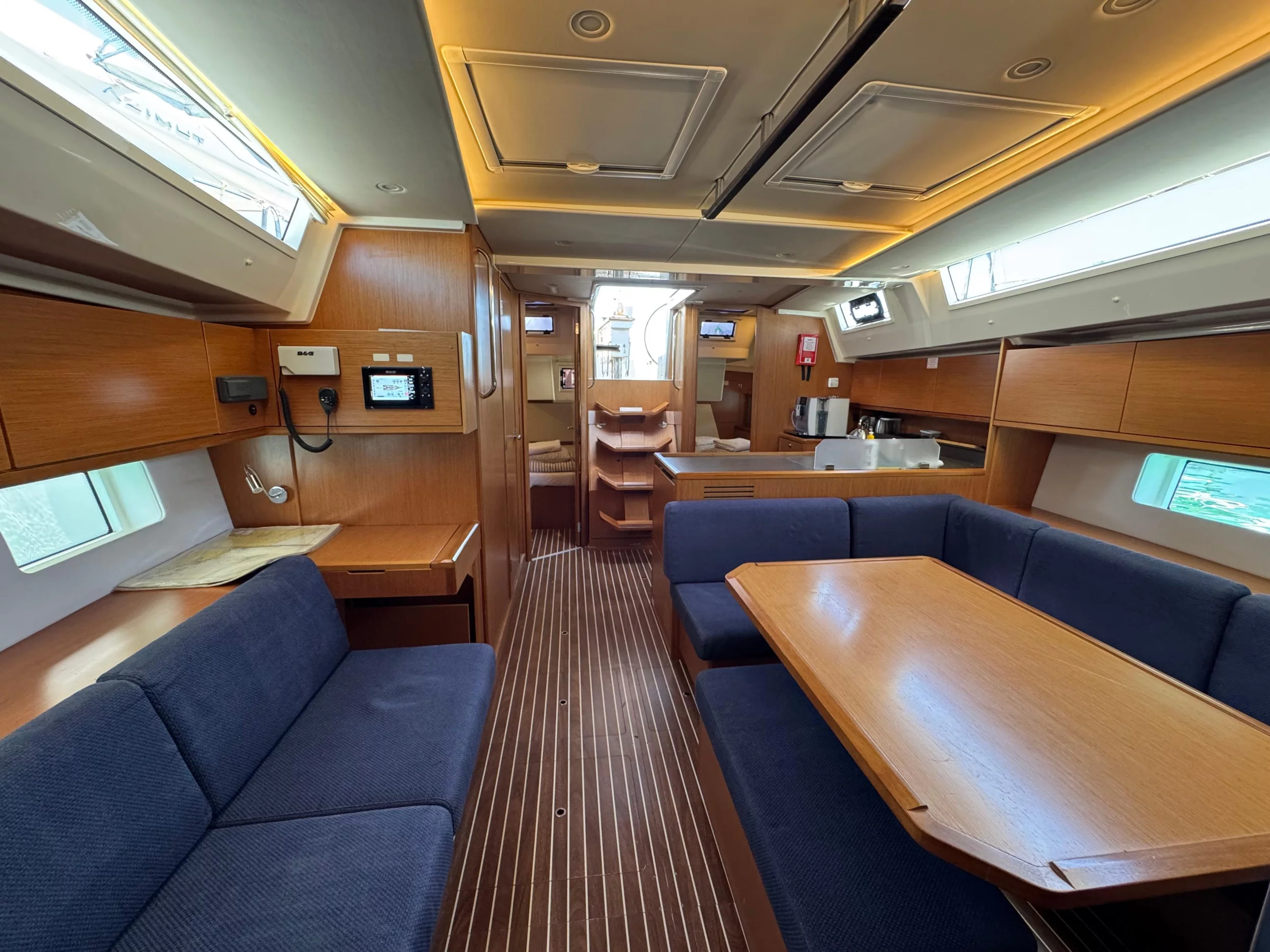 Bavaria C45 (Barbara I) Interior image - 18