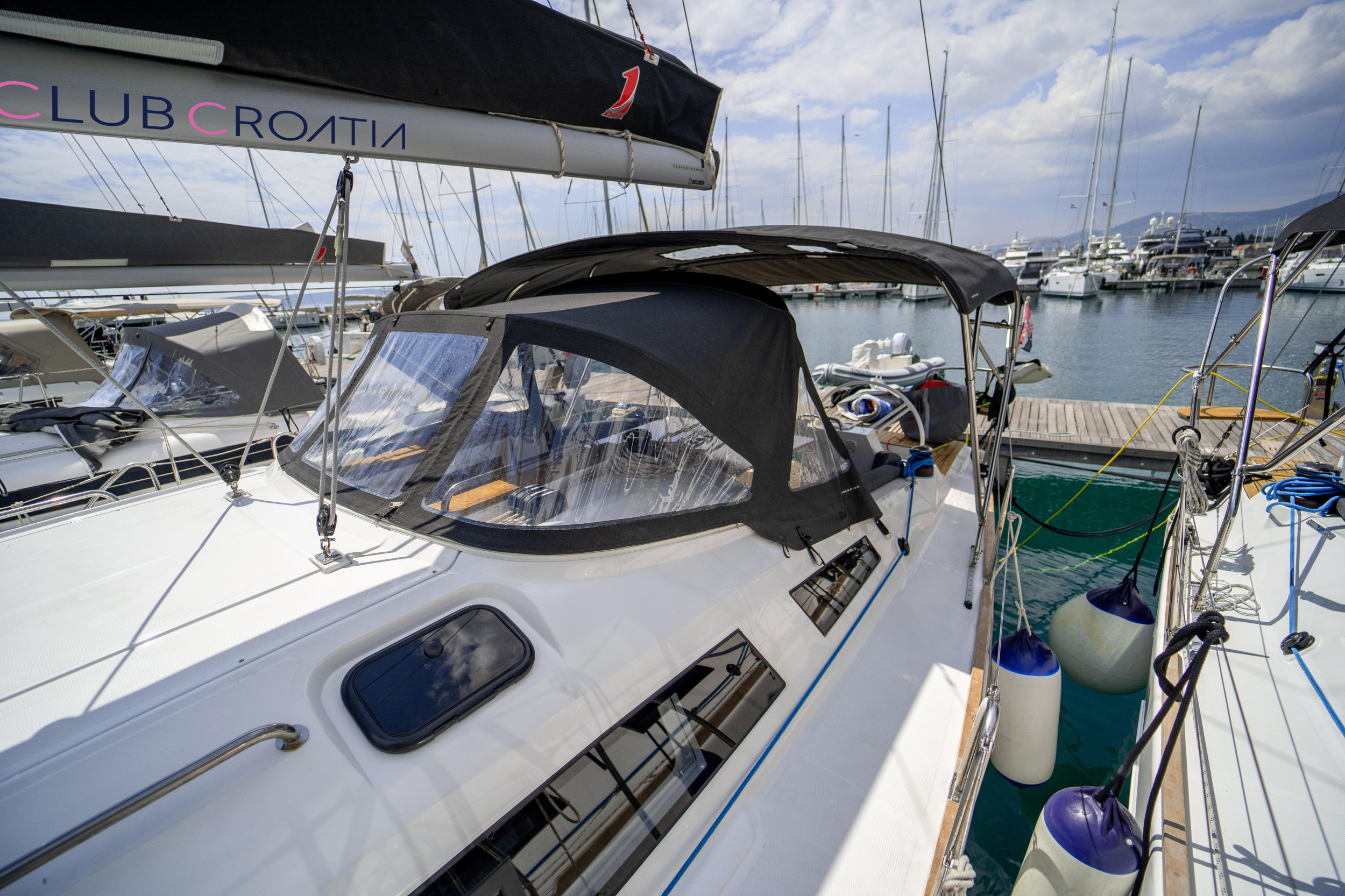 Photo #23 - Elan Impression 40.1 (Olelole) en Pula - 23921