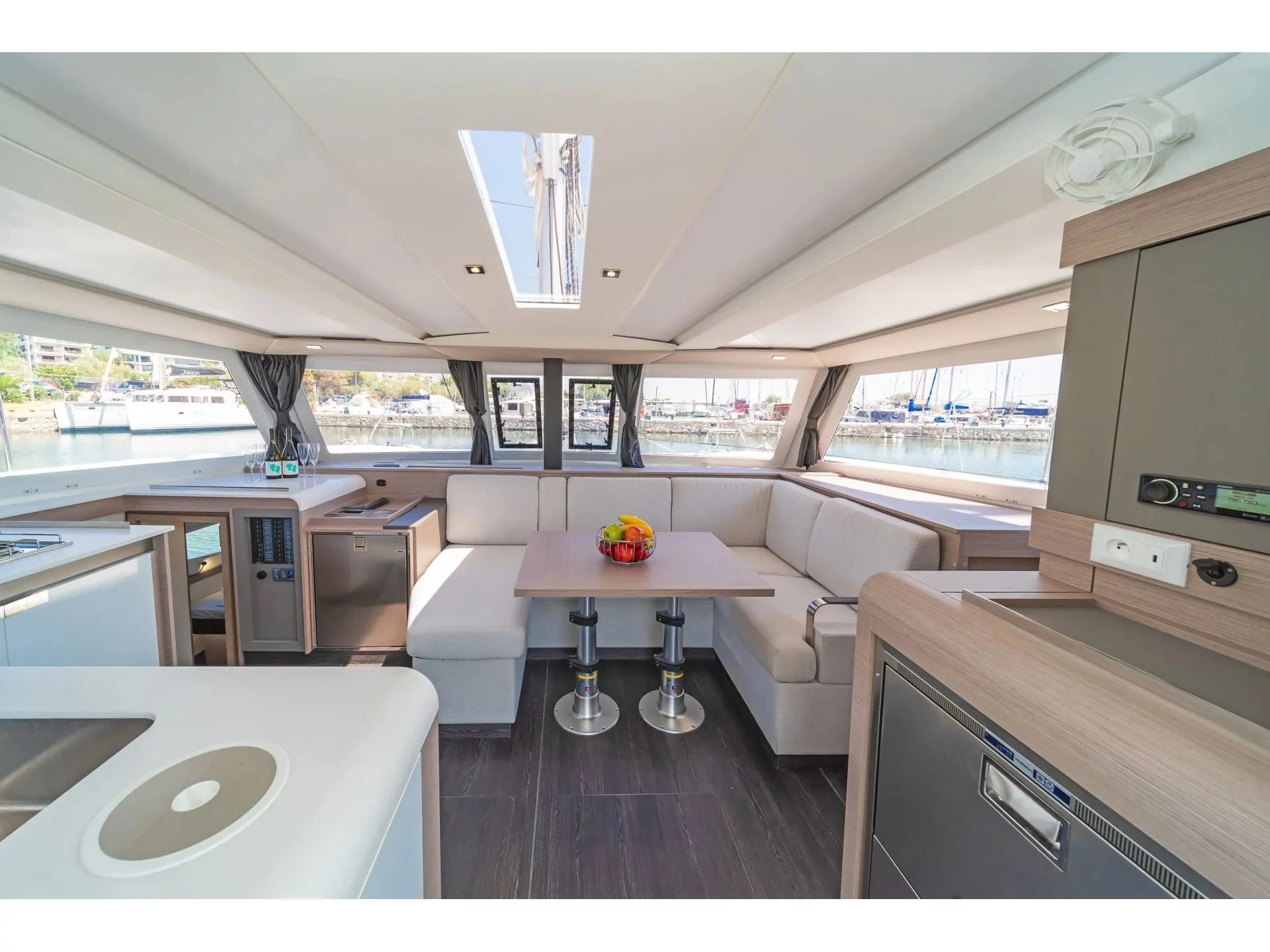 Isla 40 & GEN & WM (Prodigy) Interior image - 6