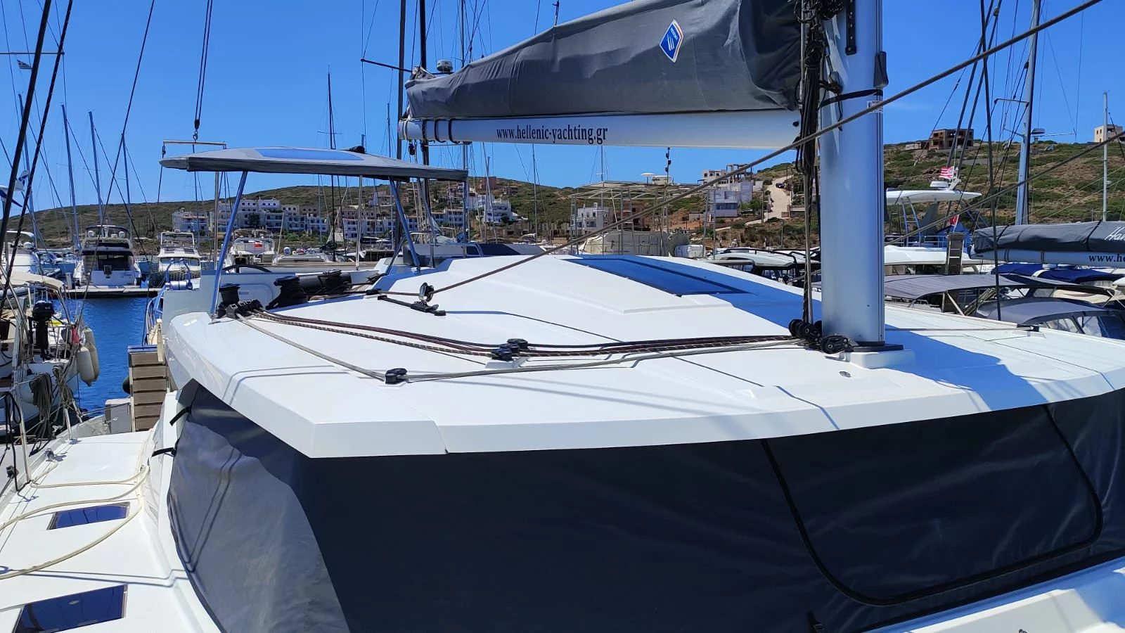 Fountaine Pajot Astrea 42 (Cicada)  - 13