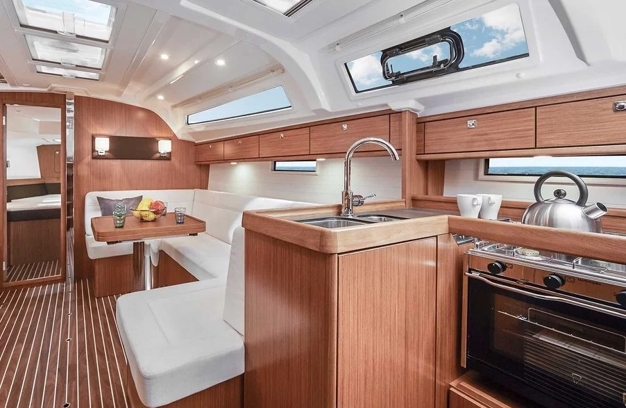 Bavaria Cruiser 41 (Hermis)  - 12