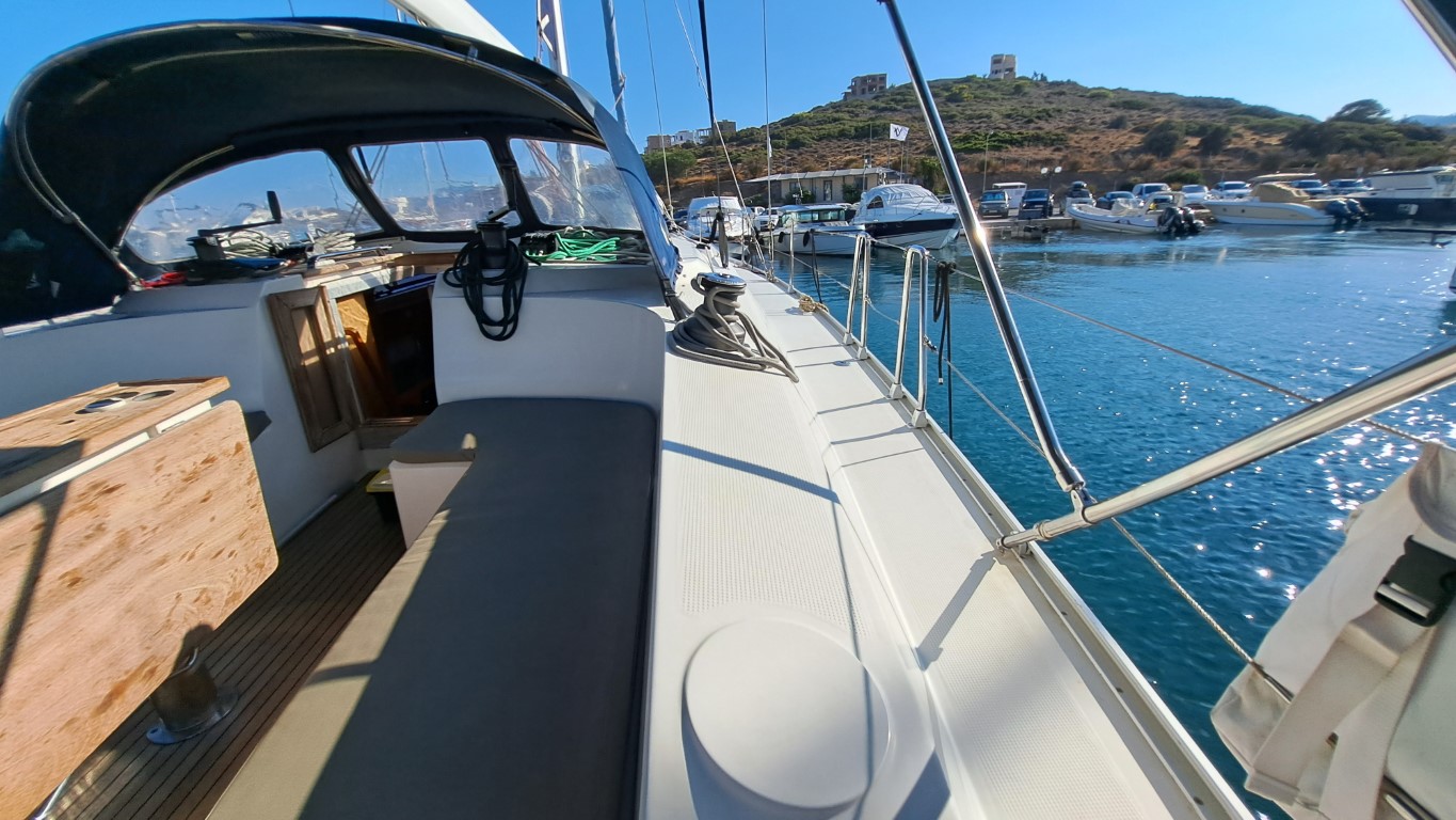 Photo #66 - Bavaria Cruiser 46 (Pimpinella) in Lavrion - 23596