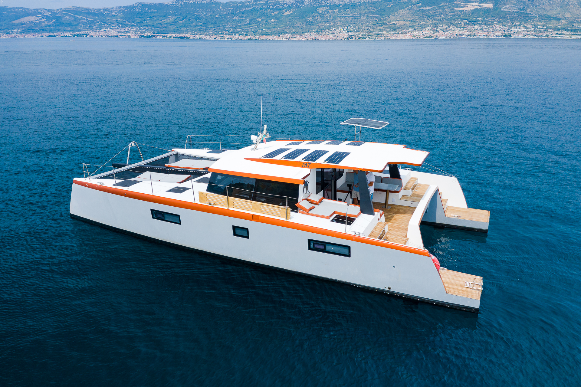 Photo #26 - Luna 47 Power (Orange) en Split - 15870