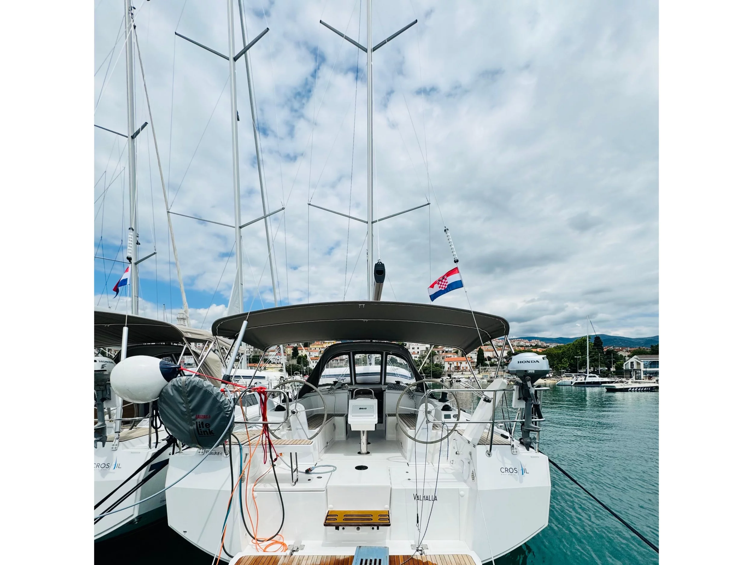 Bavaria C38 (Valhalla) Main image - 0