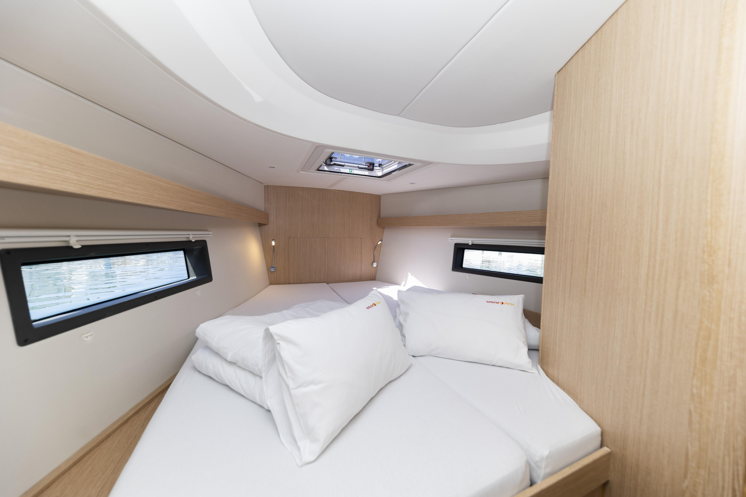 Photo #18 - Bavaria C42 (Maraschino) en Zadar - 18229