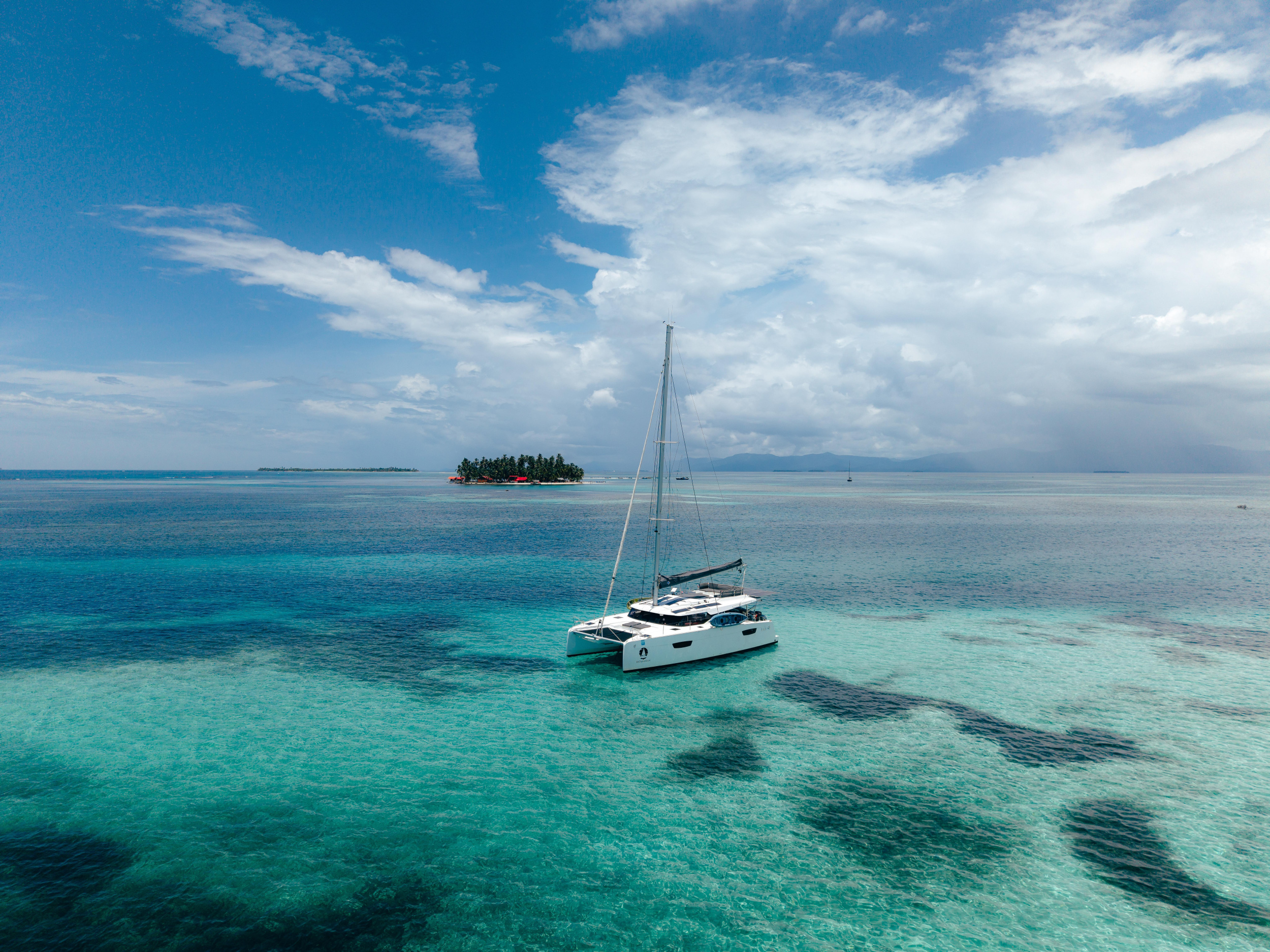 Photo #4 - Elba 45 (Batamaran) in San Blas - 63670