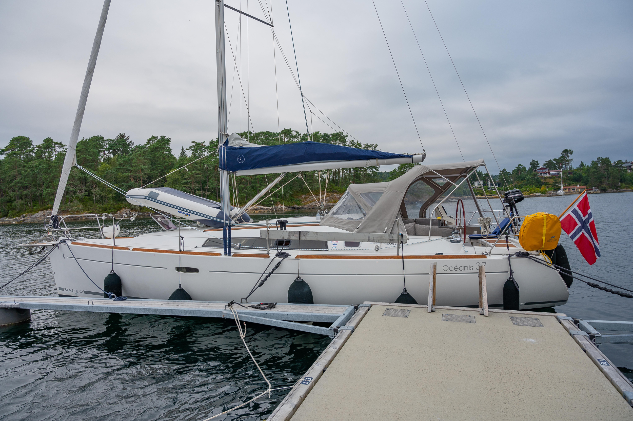 Photo #15 - Beneteau Oceanis 37 (Serenade) en Bergen - 61777