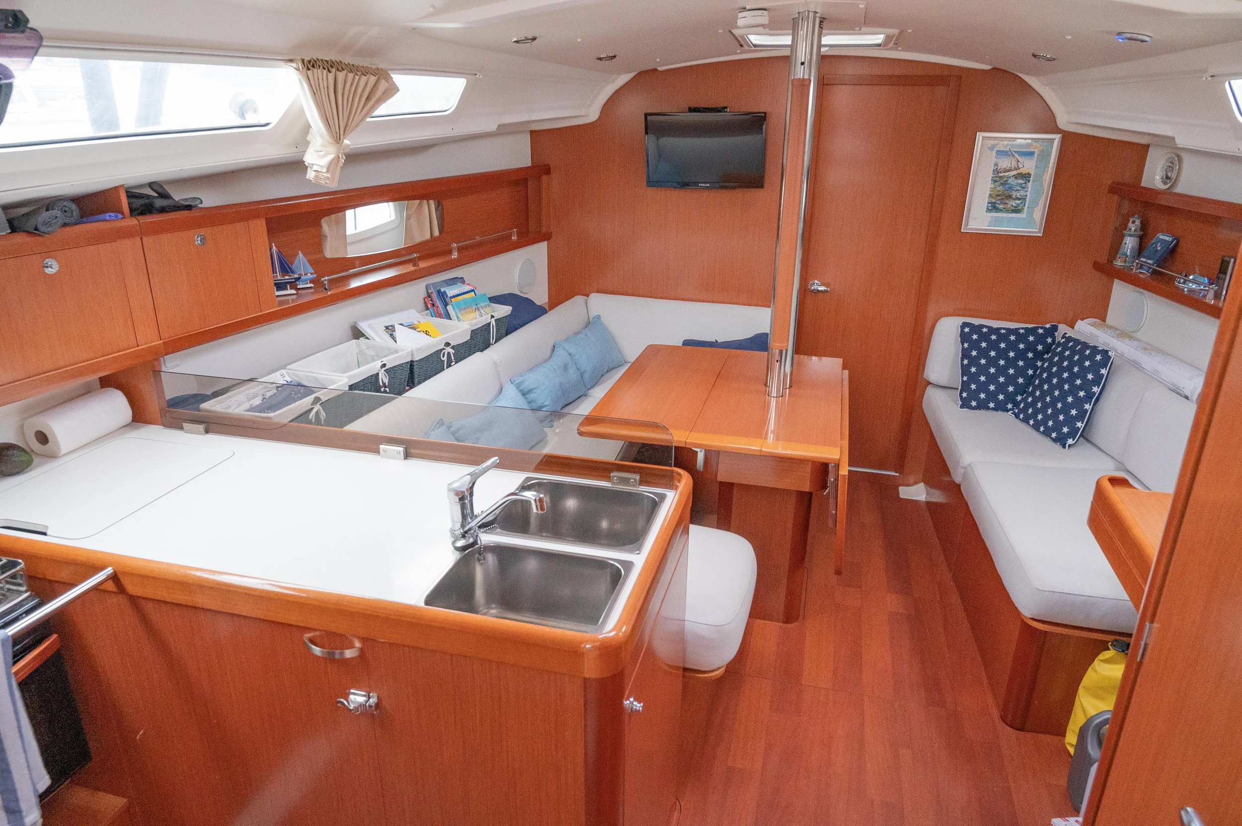 Beneteau Oceanis 37 (Serenade)  - 34