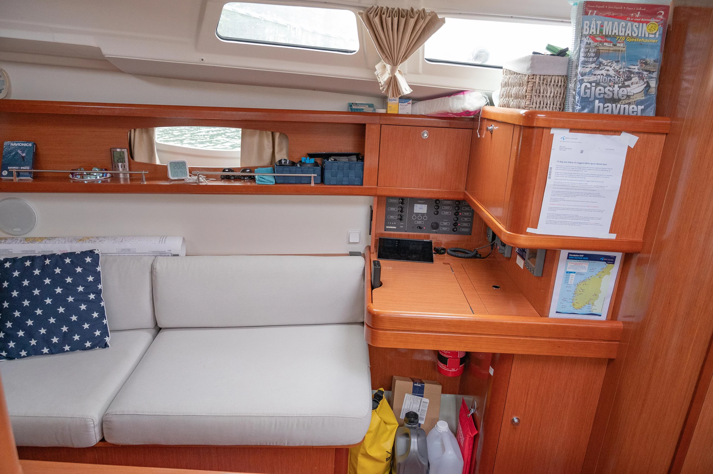 Beneteau Oceanis 37 (Serenade)  - 6