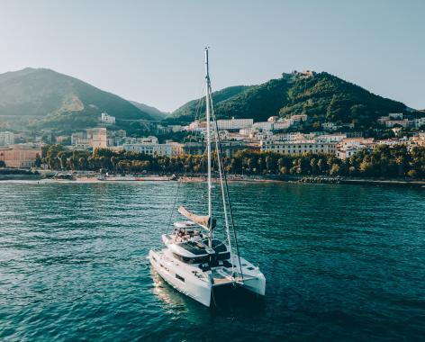 Photo #16 - Lagoon 51 (Lady G) in Salerno - 20937