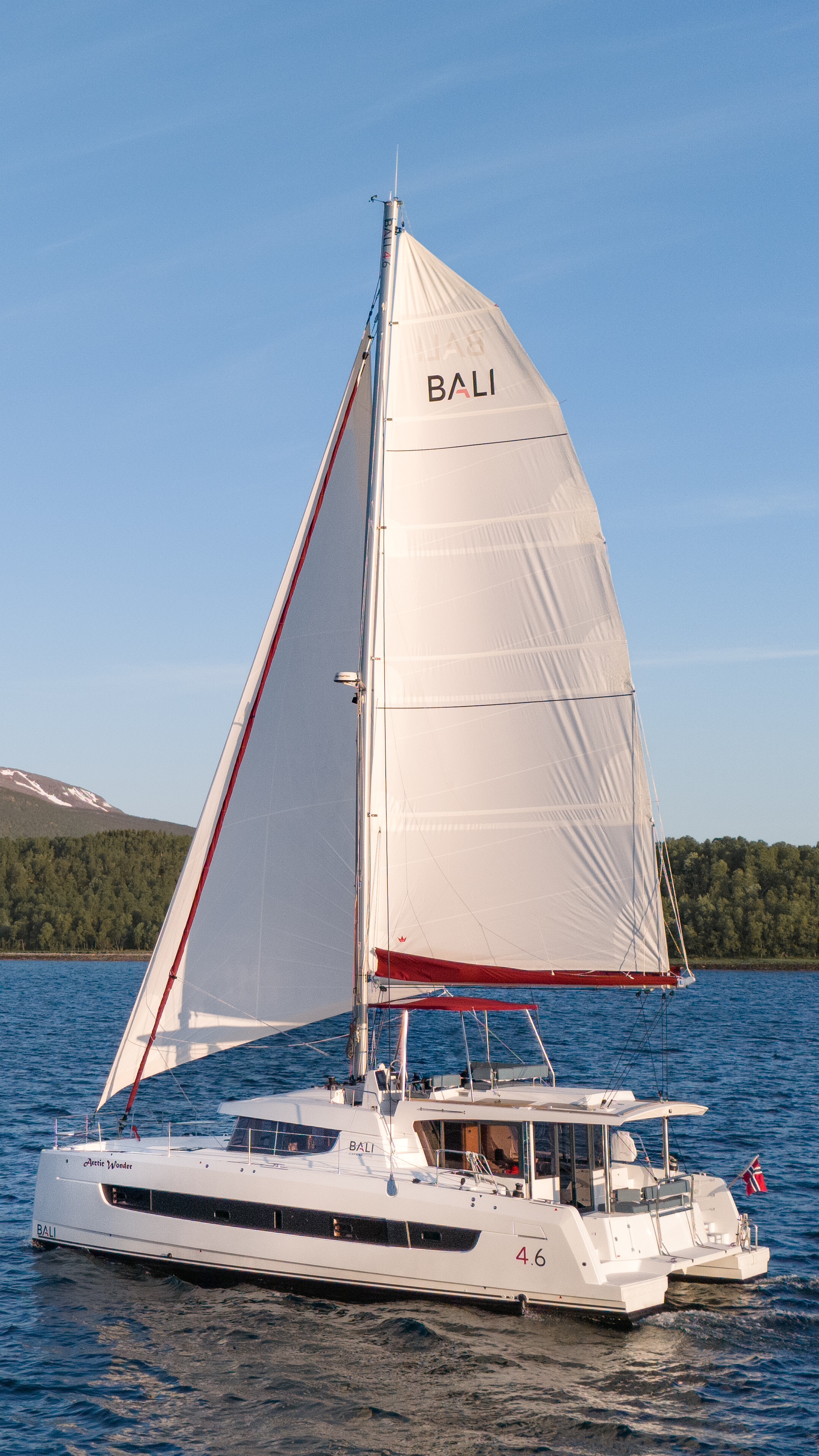 Photo #21 - Bali 4.6 (Arctic Wonder) in Tromso - 23236