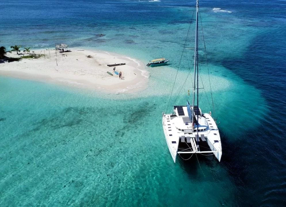 Lagoon Switch 570 (Charcot)  - 6