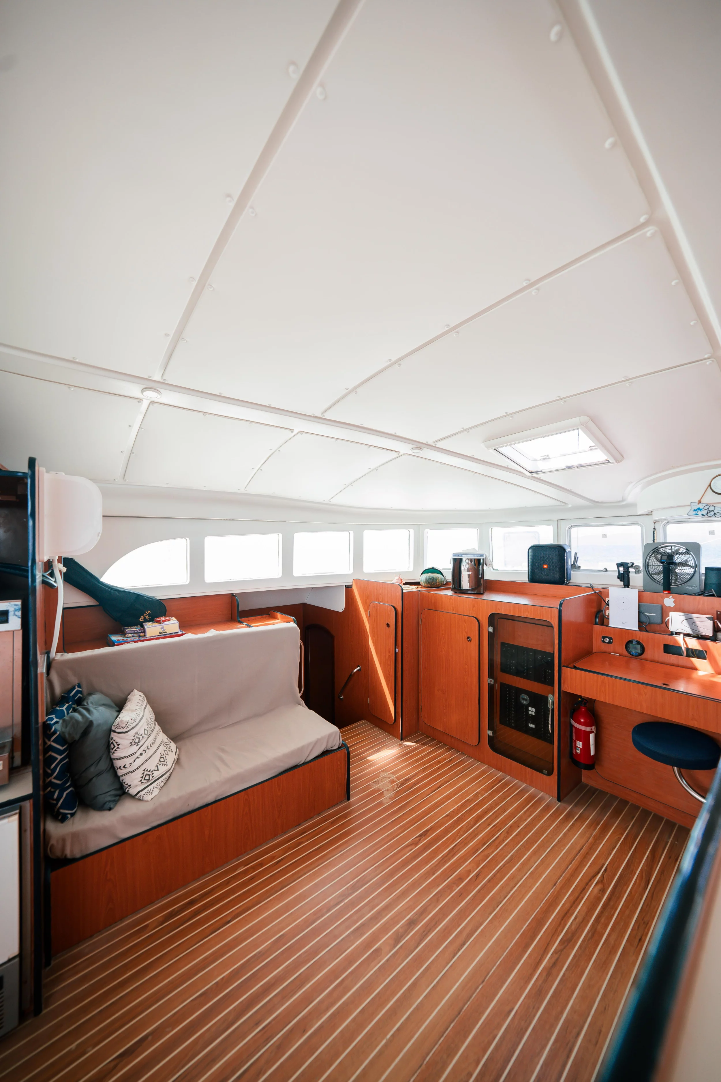 Lagoon Switch 570 (Charcot)  - 32