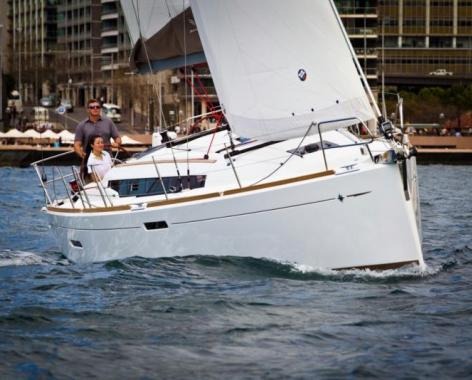 Photo #2 - Sun Odyssey 379 (Minerva) in Salerno - 4241