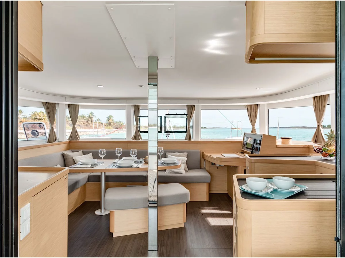 Lagoon 42 (AF-LAG42VOL) Interior image - 7