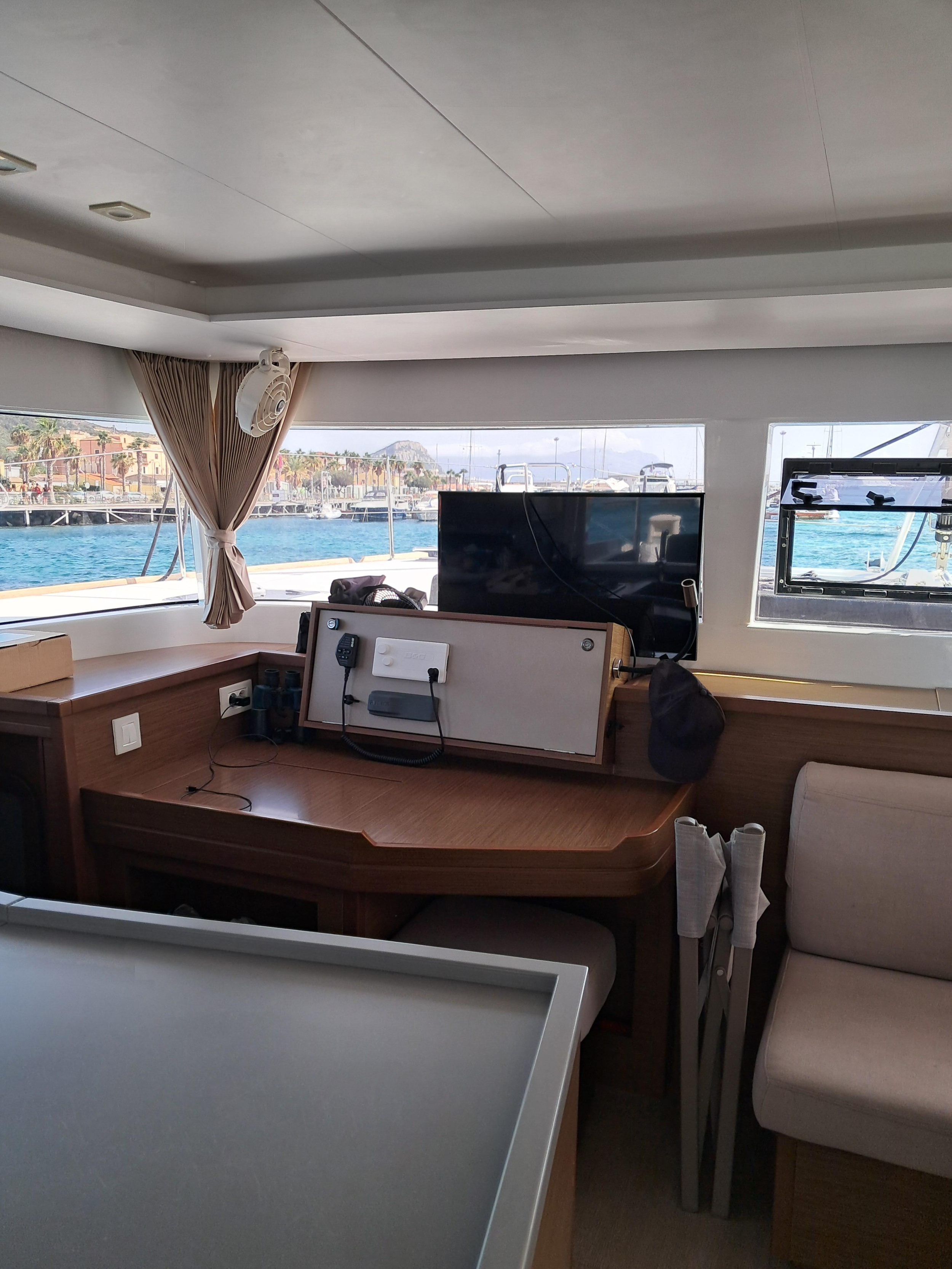Photo #11 - Lagoon 450 Flybridge (Harael) en Golfo Aranci - 8774